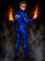 Kouzelník Mr. Blue | Kouzelník na svatby, firemní akce a oslavy