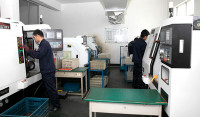 Yuyao Yuzhong Optical Instrument Co., Ltd.